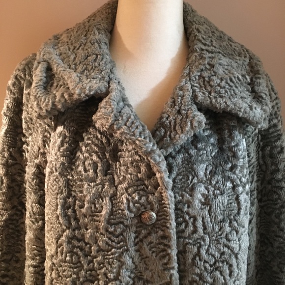 Vintage grey Persian lamb wool faux fur coat - Picture 5 of 8